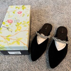 Birdies The Swan Black Crystal Bracelet